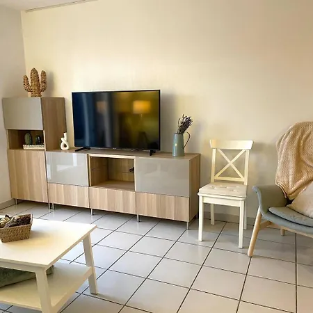 Le Namaste - A/C 2-Bed Apartment, 200M From The Beach